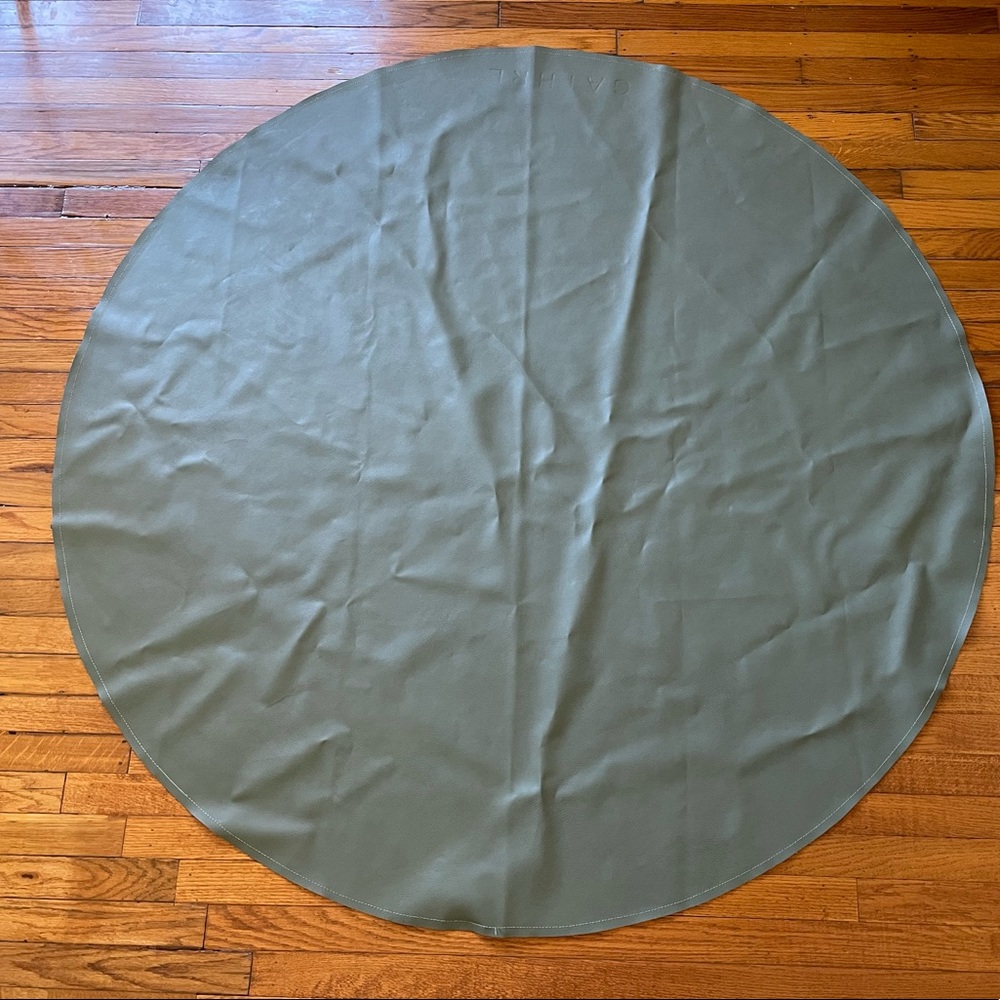 Gathre Midi Circle Mat in Thyme